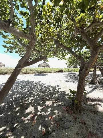 $11,500 | 1121 Crandon Boulevard, Unit D702, Key Biscayne, FL 33149