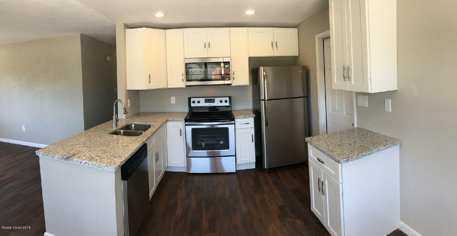 157 St George Road West Melbourne, FL 32904 - Photo 4 of 16 Kitchen
