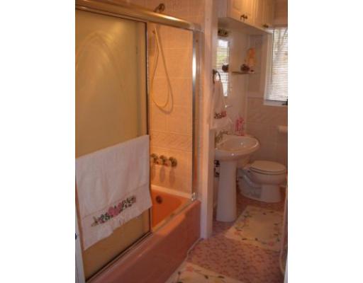 21 Francine Road Framingham, MA 01701 - Photo 11 of 20