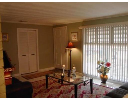 21 Francine Road Framingham, MA 01701 - Photo 4 of 20