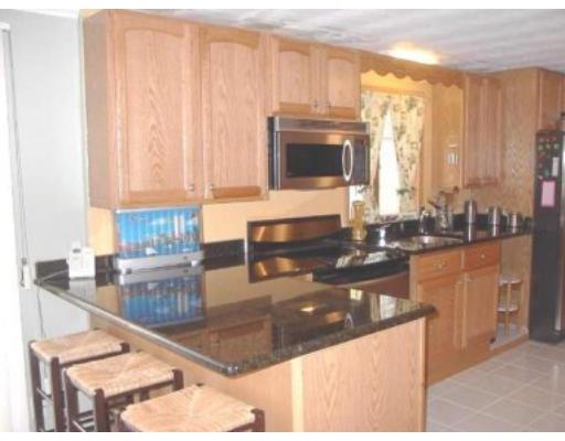 21 Francine Road Framingham, MA 01701 - Photo 7 of 20