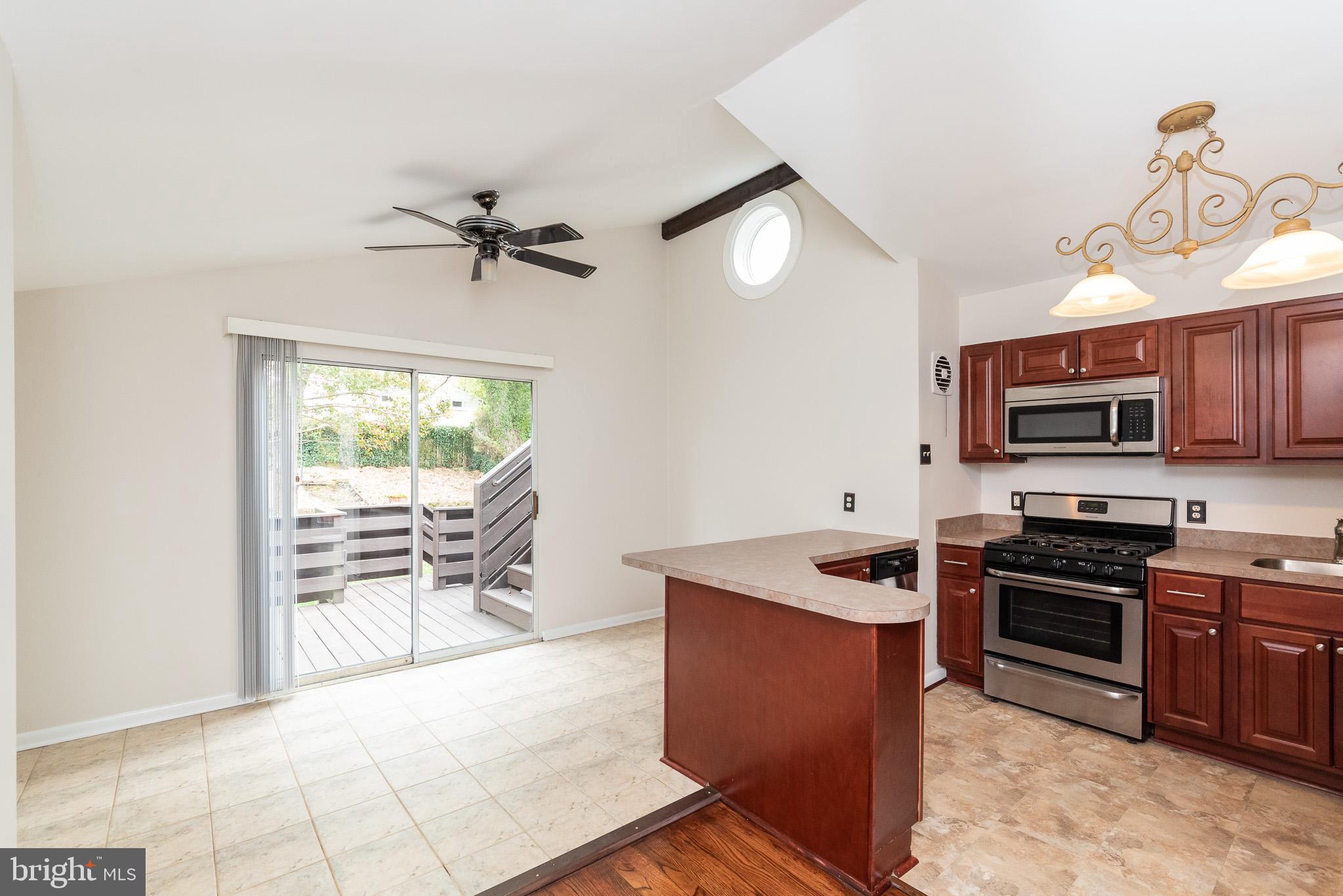 9109 Orbitan Road Baltimore, MD 21234 - Photo 12 of 47 Kitchen/Dining Area
