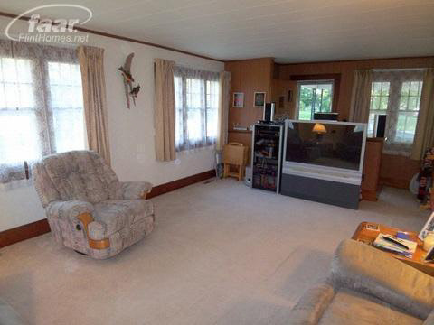 3954 McClelan Road Owosso, MI 48867 - Photo 3 of 16 20185311-2.JPG