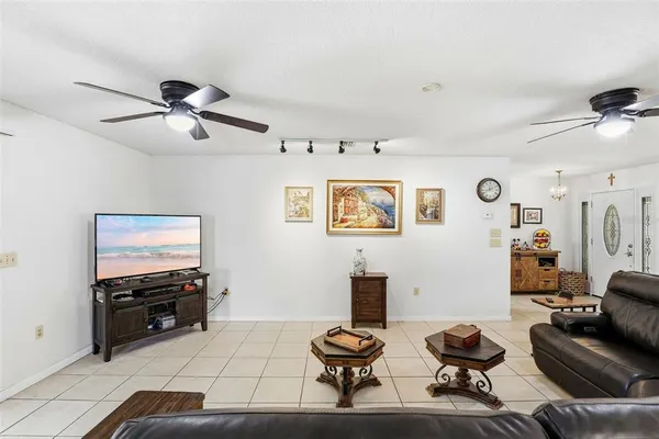 $570,000 | 623 Green Meadow Avenue, Maitland, FL 32751