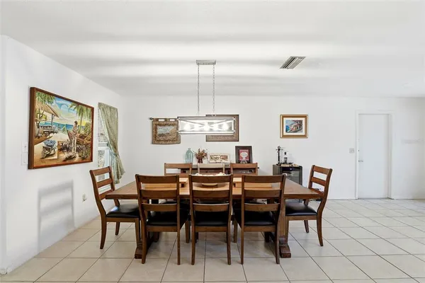 $570,000 | 623 Green Meadow Avenue, Maitland, FL 32751