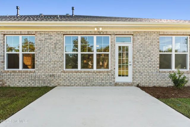 $409,900 | 1242 Formosa Drive, Unit 80, Bolivia, NC 28422