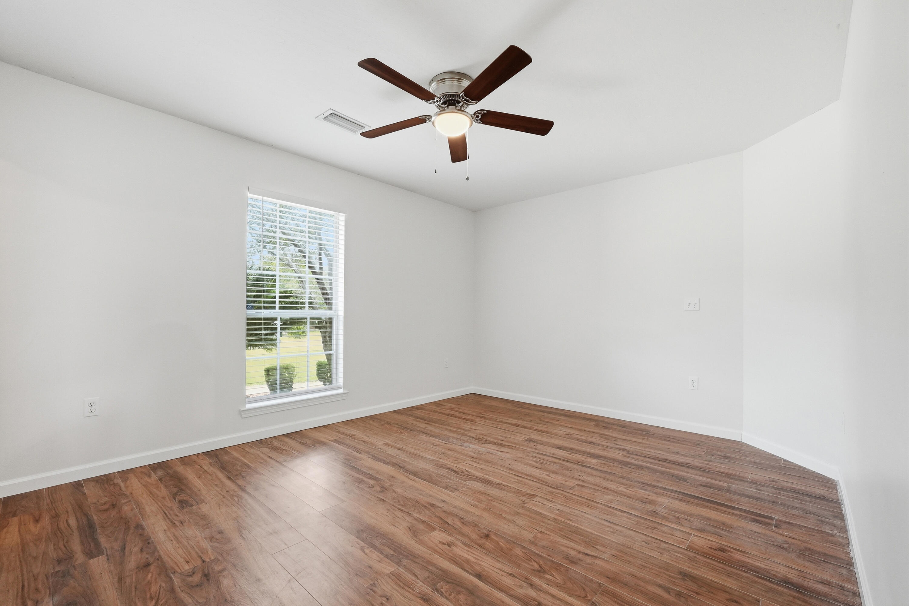 2264 Lewis Street Crestview, FL 32536 - Photo 39 of 54 001_nYQn