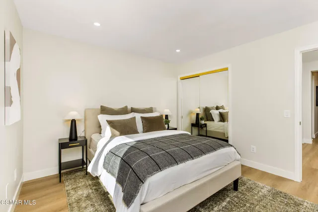 $2,575,000 | 930 Ravensbury Street, Lake Sherwood, CA 91361