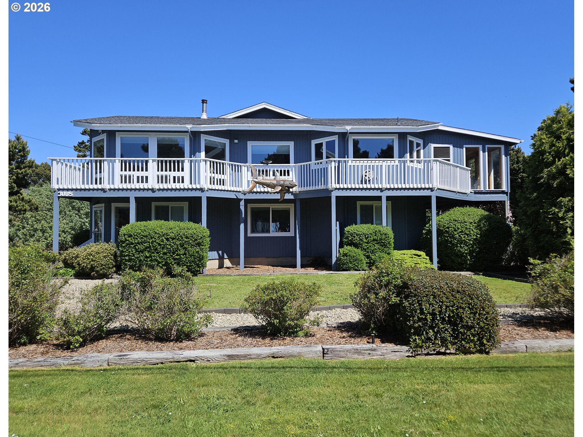 3085 Beach Loop Drive Southwest Bandon, OR 97411 - Photo 1 of 46