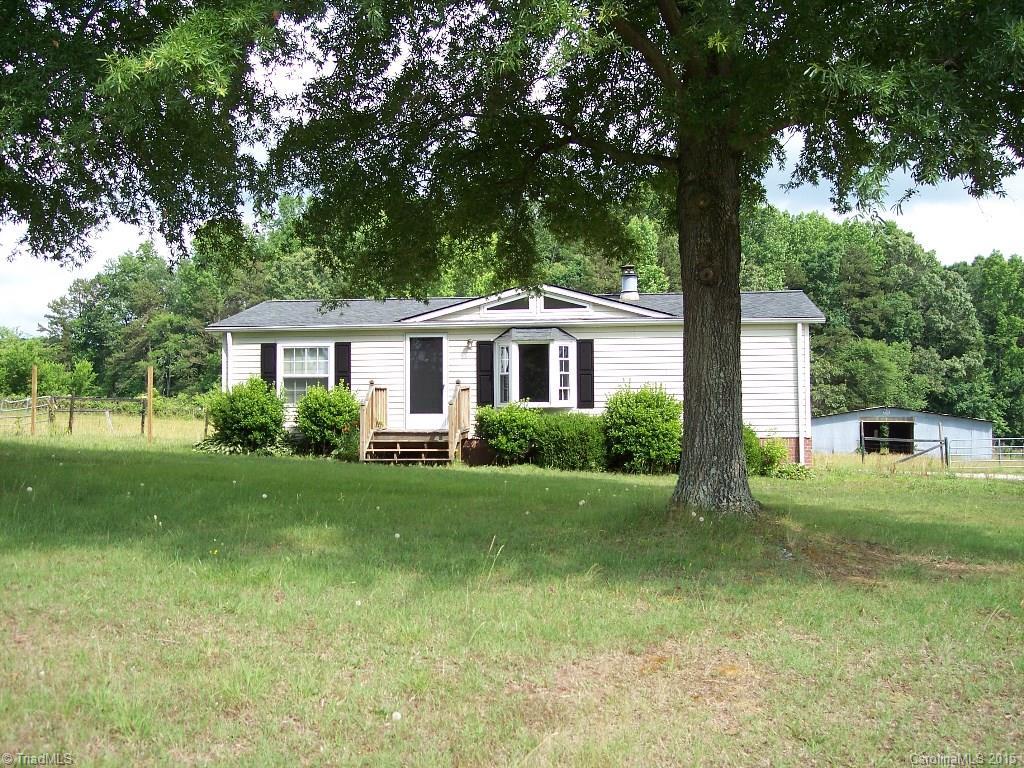 494 Becktown Road Mocksville, NC 27028 - Photo 2 of 18 Gallery Image 2