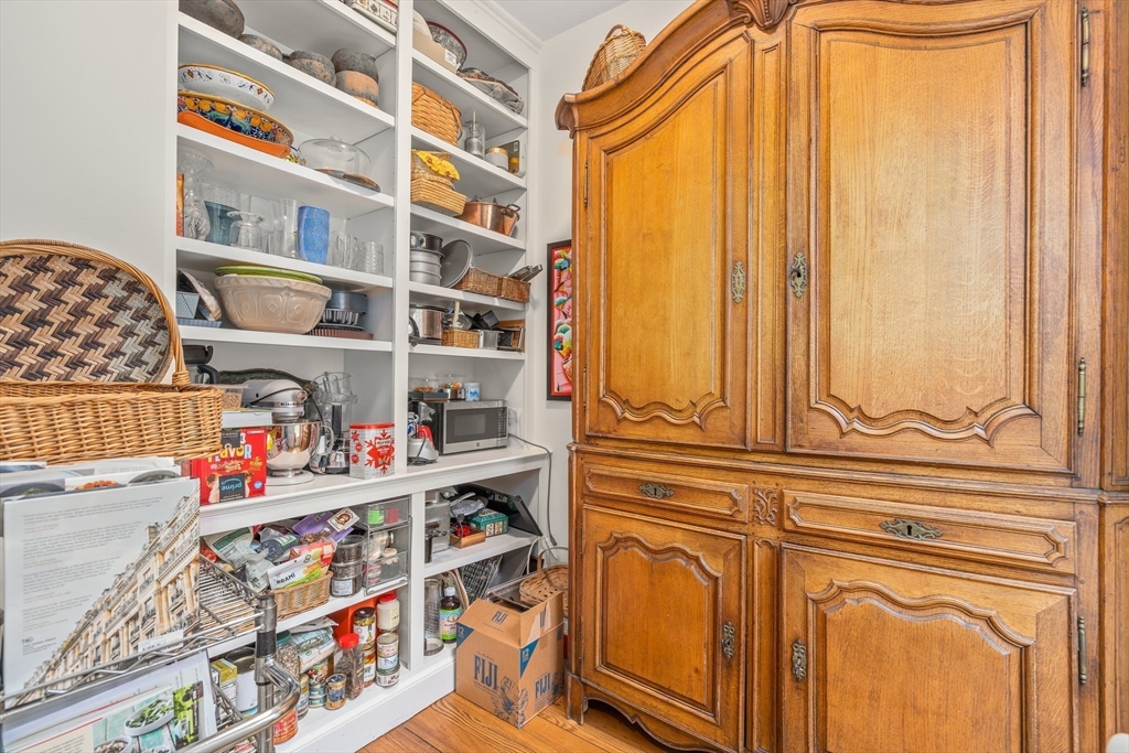 135 Court Street Dedham, MA 02026 - Photo 14 of 40