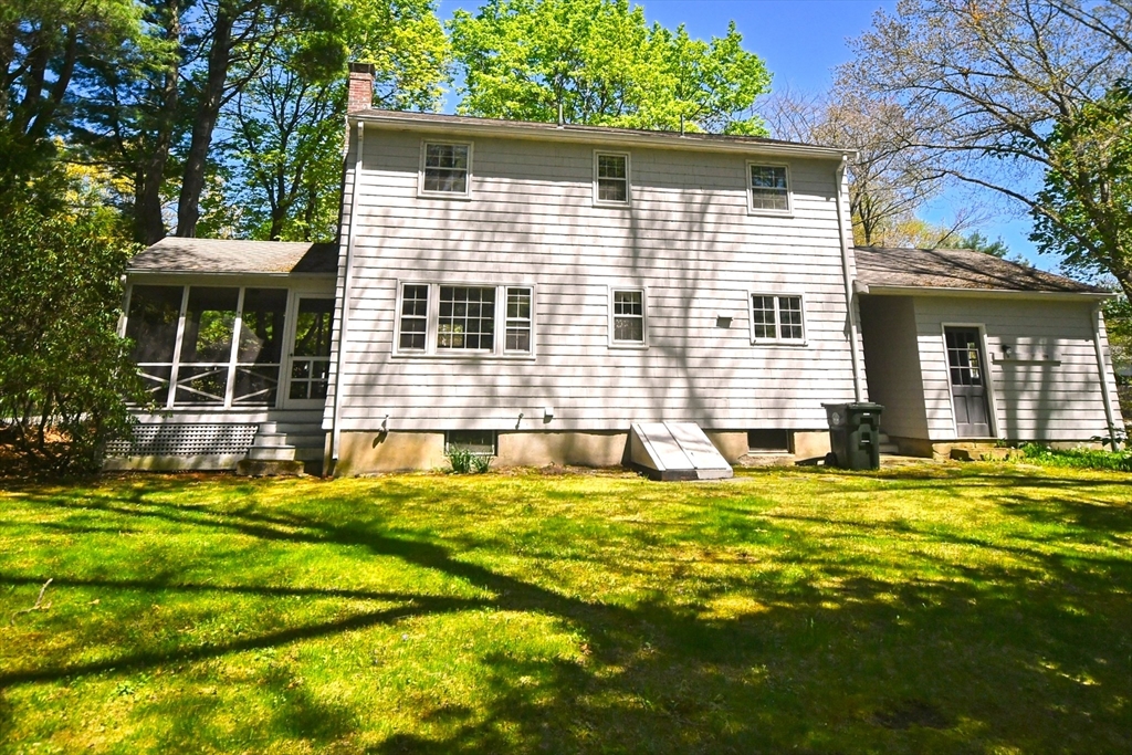 4 Applecrest Road Andover, MA 01810 - Photo 26 of 32