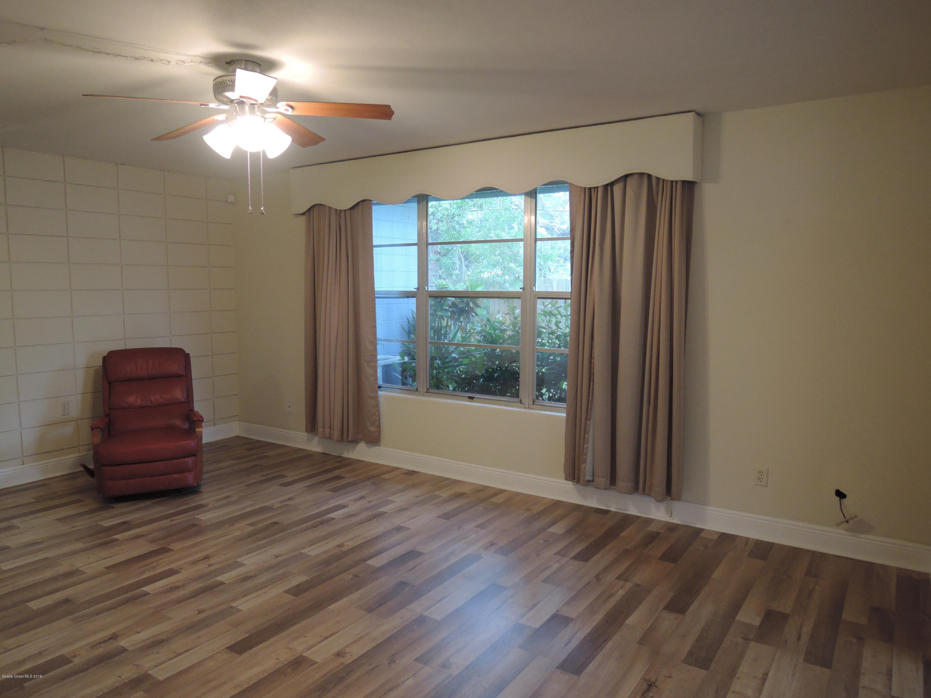 1201 Duke Way Cocoa, FL 32922 - Photo 2 of 25 Living Room