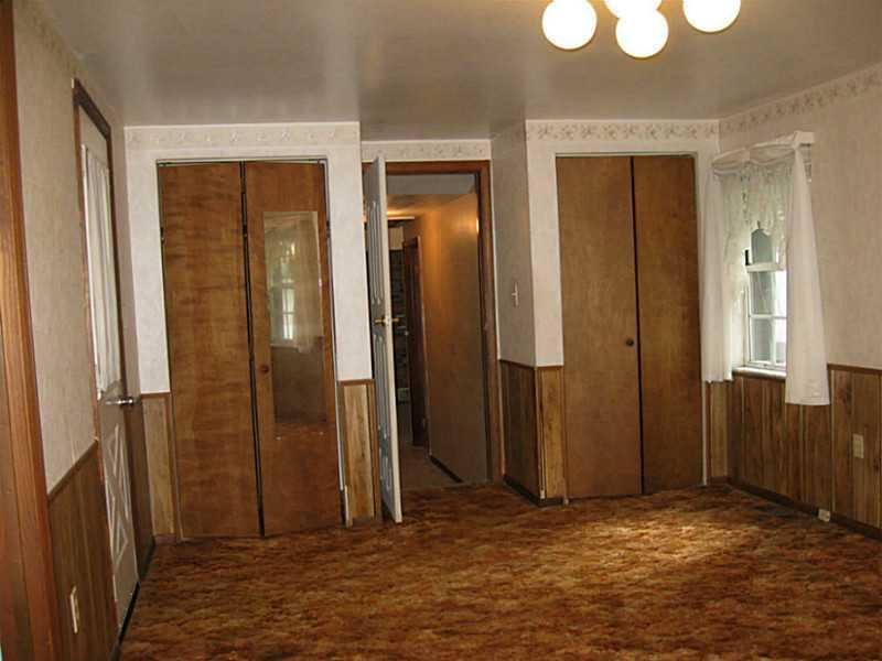 438 Beaver Street Rochester, PA 15074 - Photo 14 of 25 Bedroom.