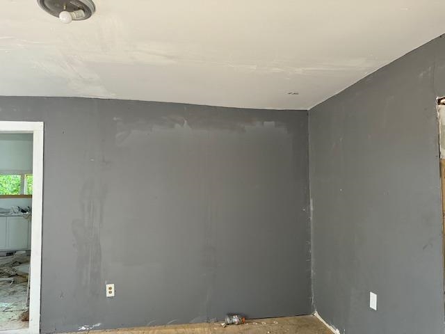 177 Modder Avenue Memphis, TN 38109 - Photo 16 of 16 View of empty room