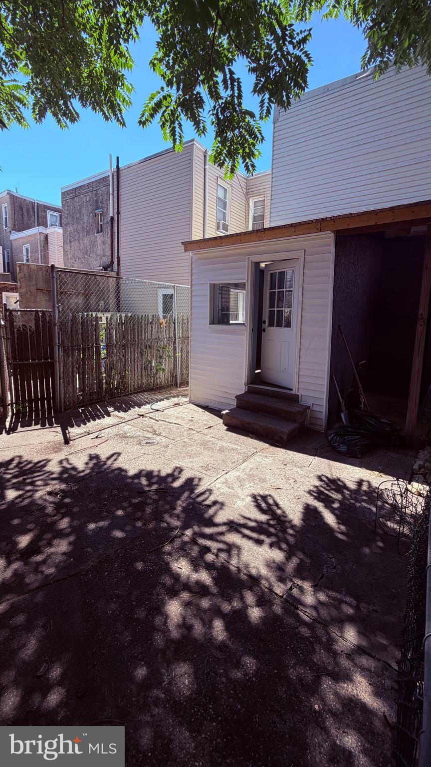 2213 East Thompson Street Philadelphia, PA 19125 - Photo 9 of 28