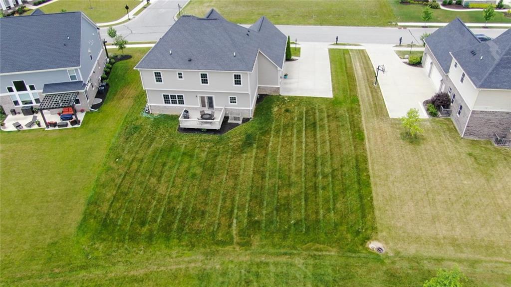 9957 Backstretch Row Fishers, IN 46040 - Photo 53 of 56 Gallery Image 53