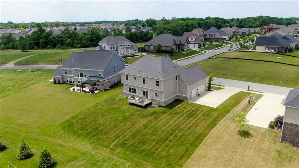 9957 Backstretch Row Fishers, IN 46040 - Photo 55 of 56 Gallery Image 55