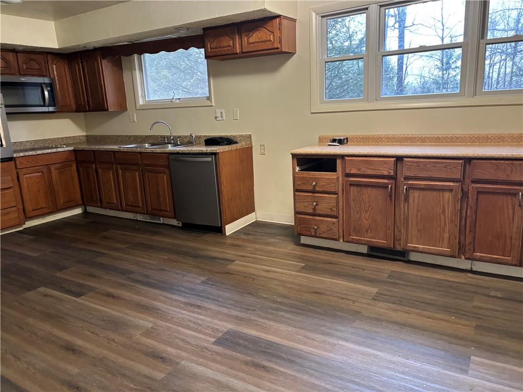 151 Locust Street Hopwood, PA 15445 - Photo 3 of 14