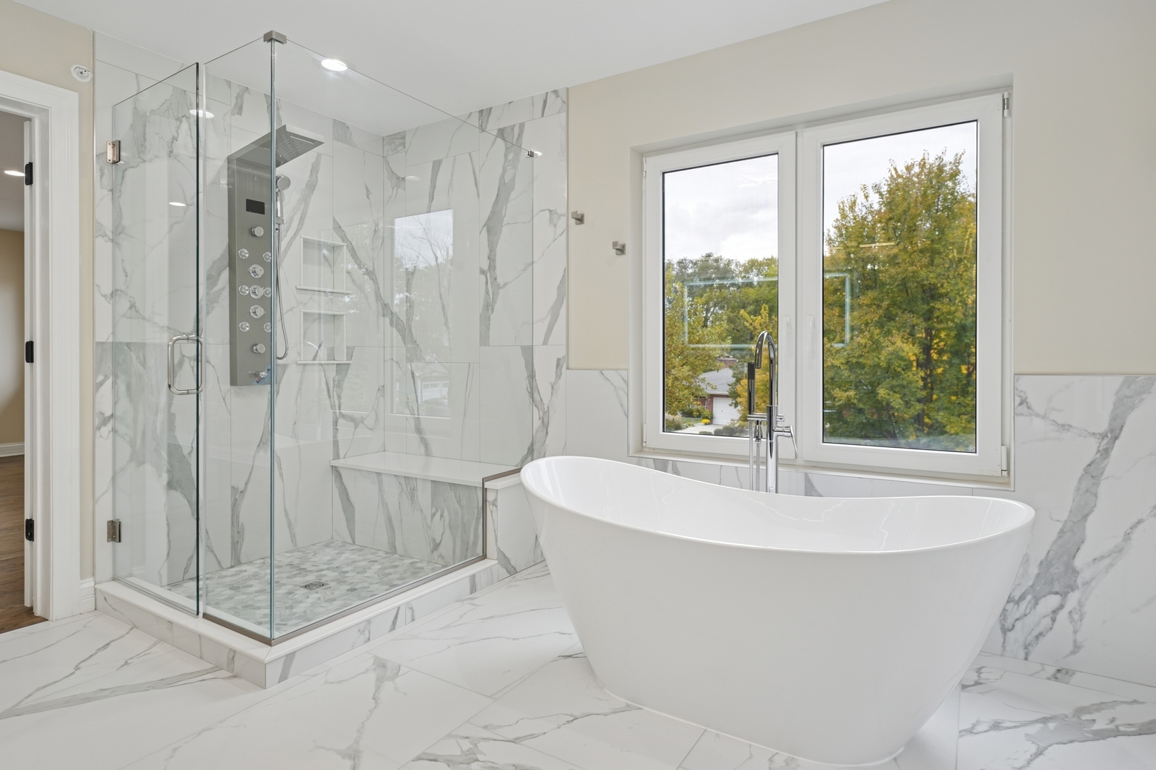 1133 Fortuna Avenue Park Ridge, IL 60068 - Photo 23 of 41 a white bath tub sitting next to a shower