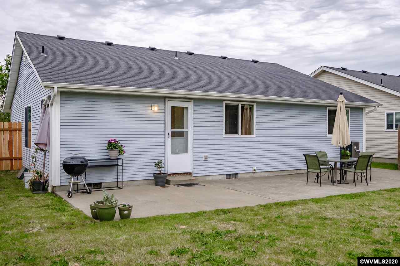 2160 Del Rio Avenue Southeast Albany, OR 97322 - Photo 37 of 42 Gallery Image 37