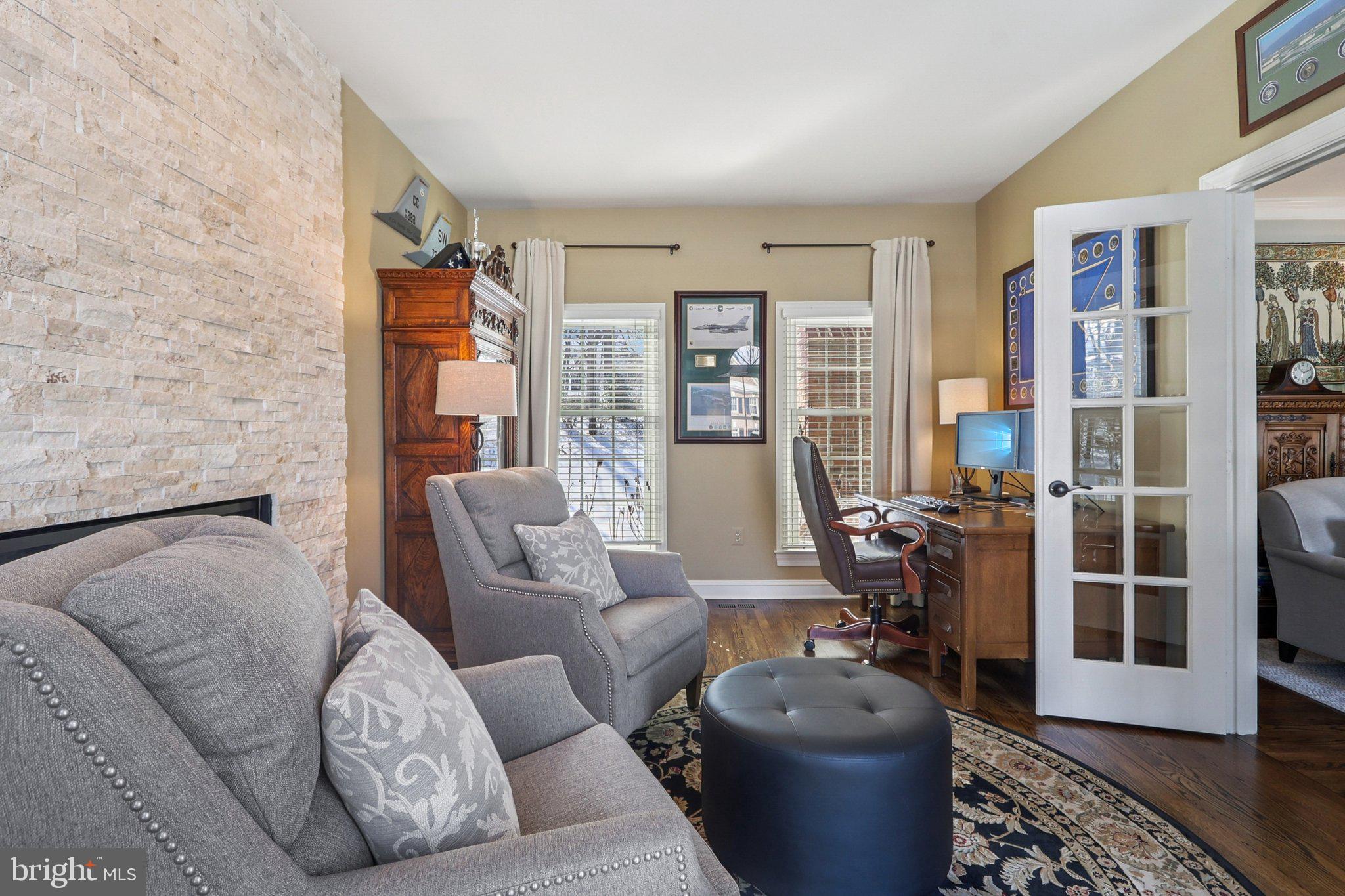 11186 Longwood Grove Drive Reston, VA 20194 - Photo 16 of 98