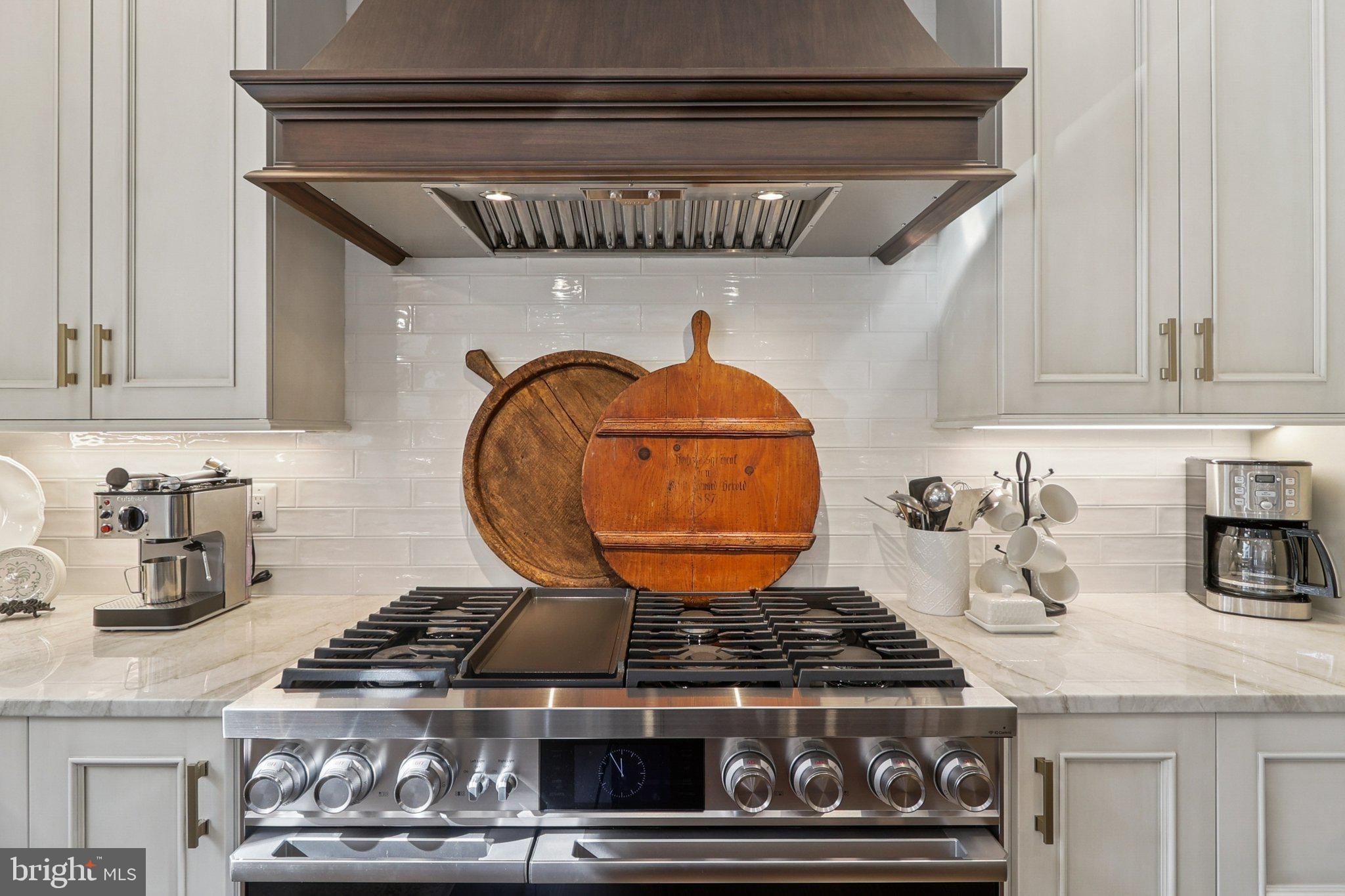 11186 Longwood Grove Drive Reston, VA 20194 - Photo 21 of 98