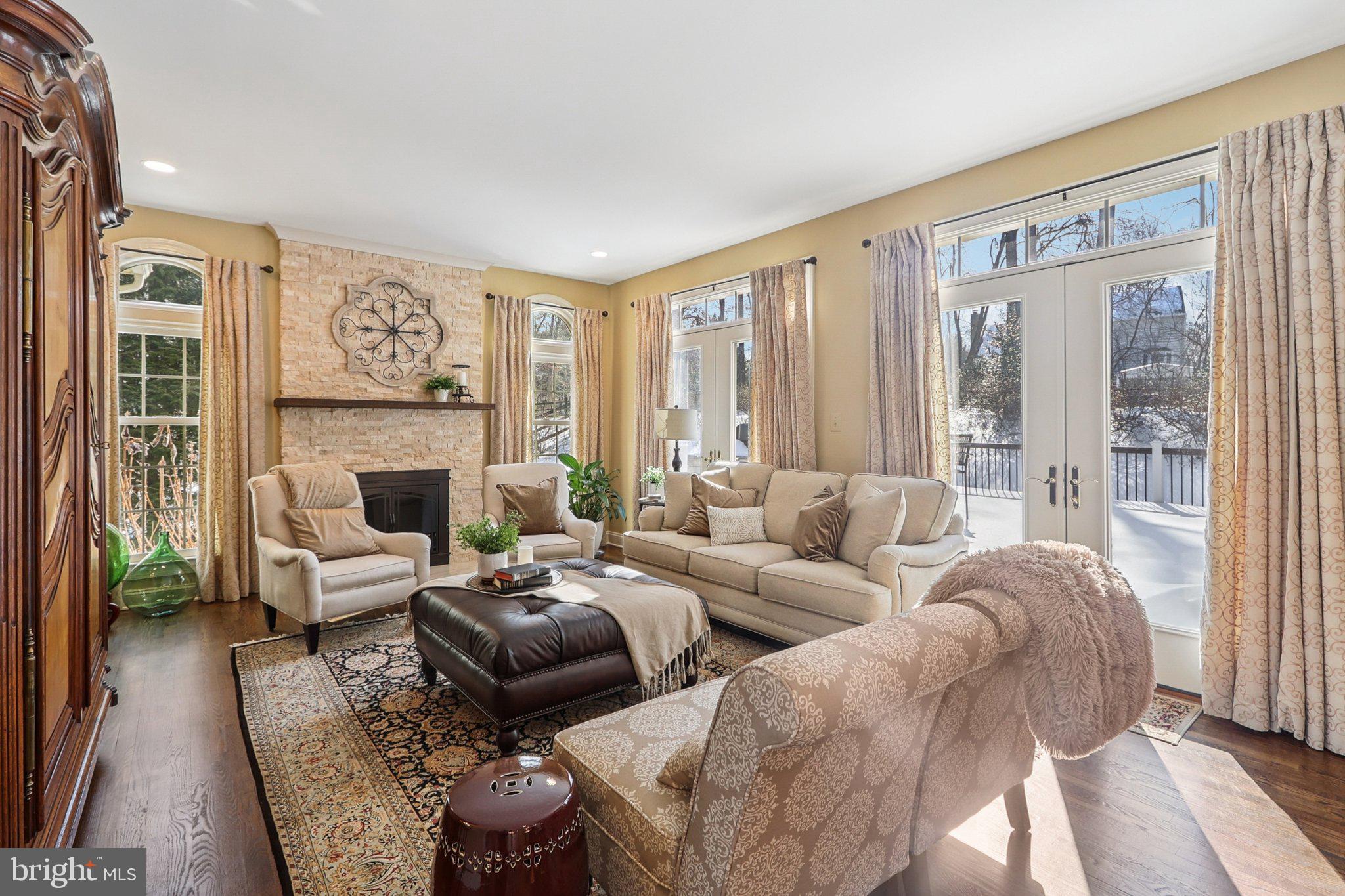 11186 Longwood Grove Drive Reston, VA 20194 - Photo 32 of 98