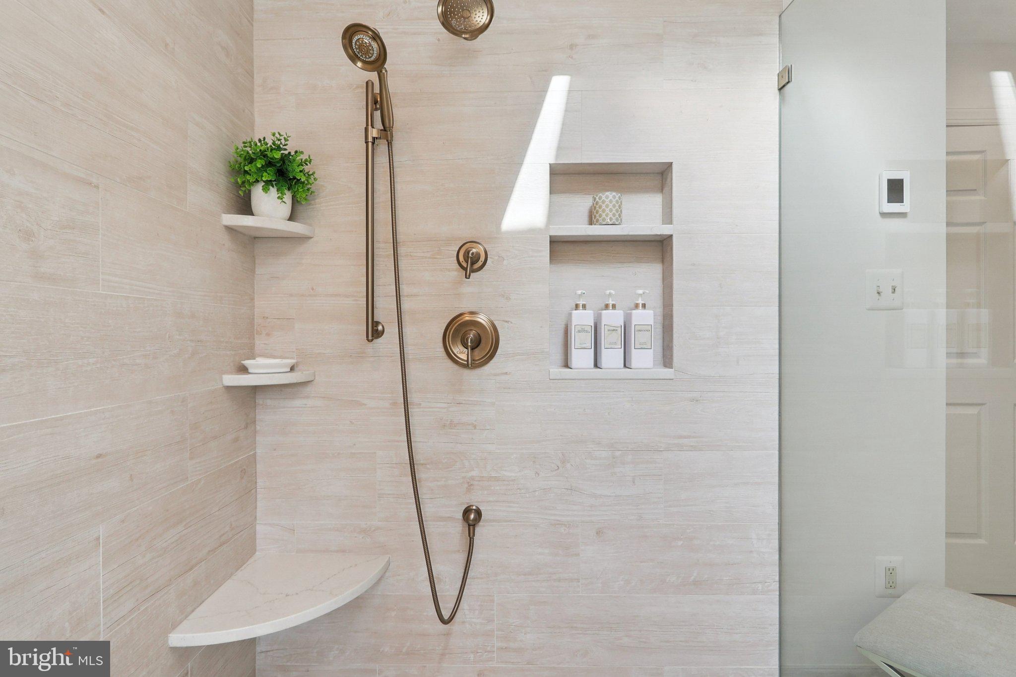 11186 Longwood Grove Drive Reston, VA 20194 - Photo 45 of 98