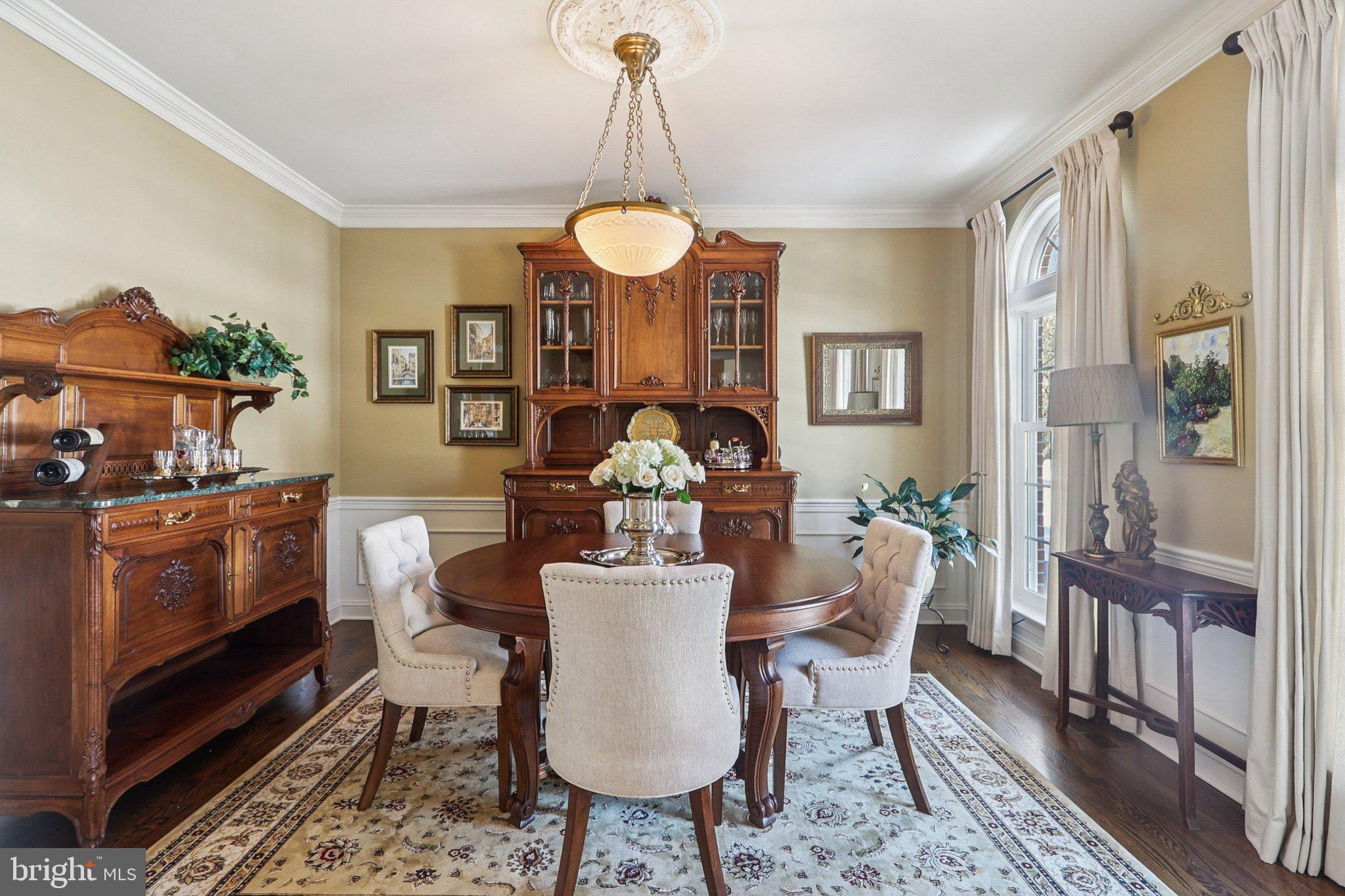 11186 Longwood Grove Drive Reston, VA 20194 - Photo 7 of 98