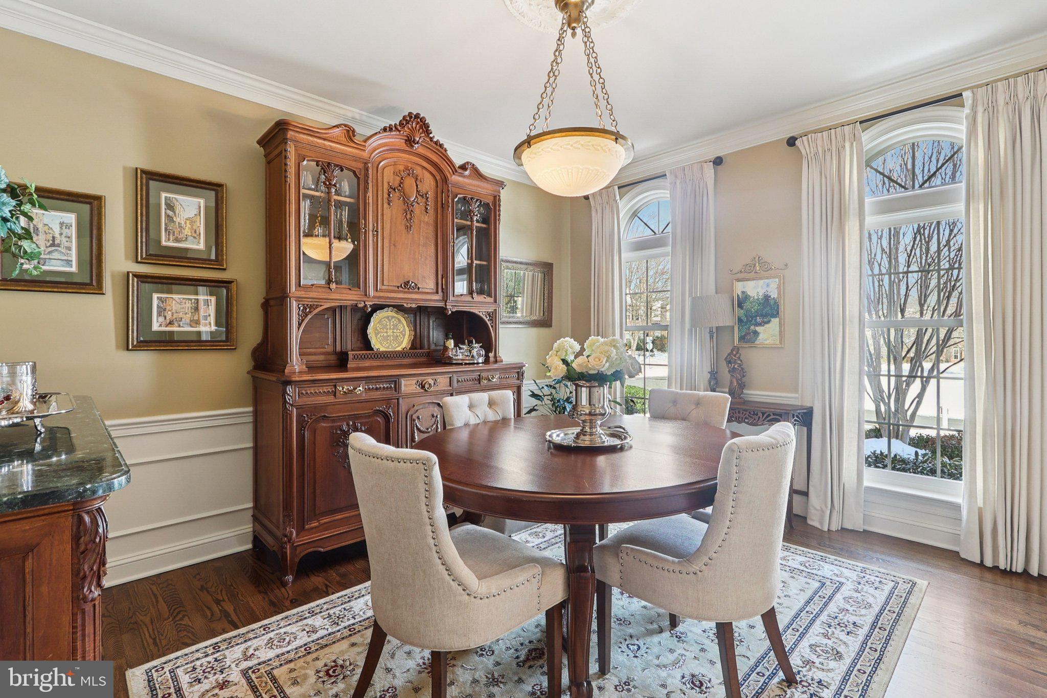 11186 Longwood Grove Drive Reston, VA 20194 - Photo 8 of 98