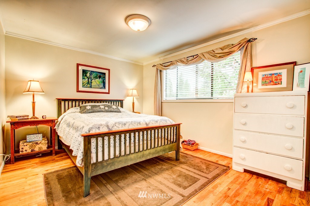 9411 216th Street Southwest Edmonds, WA 98020 - Photo 10 of 20 Gallery Image 10