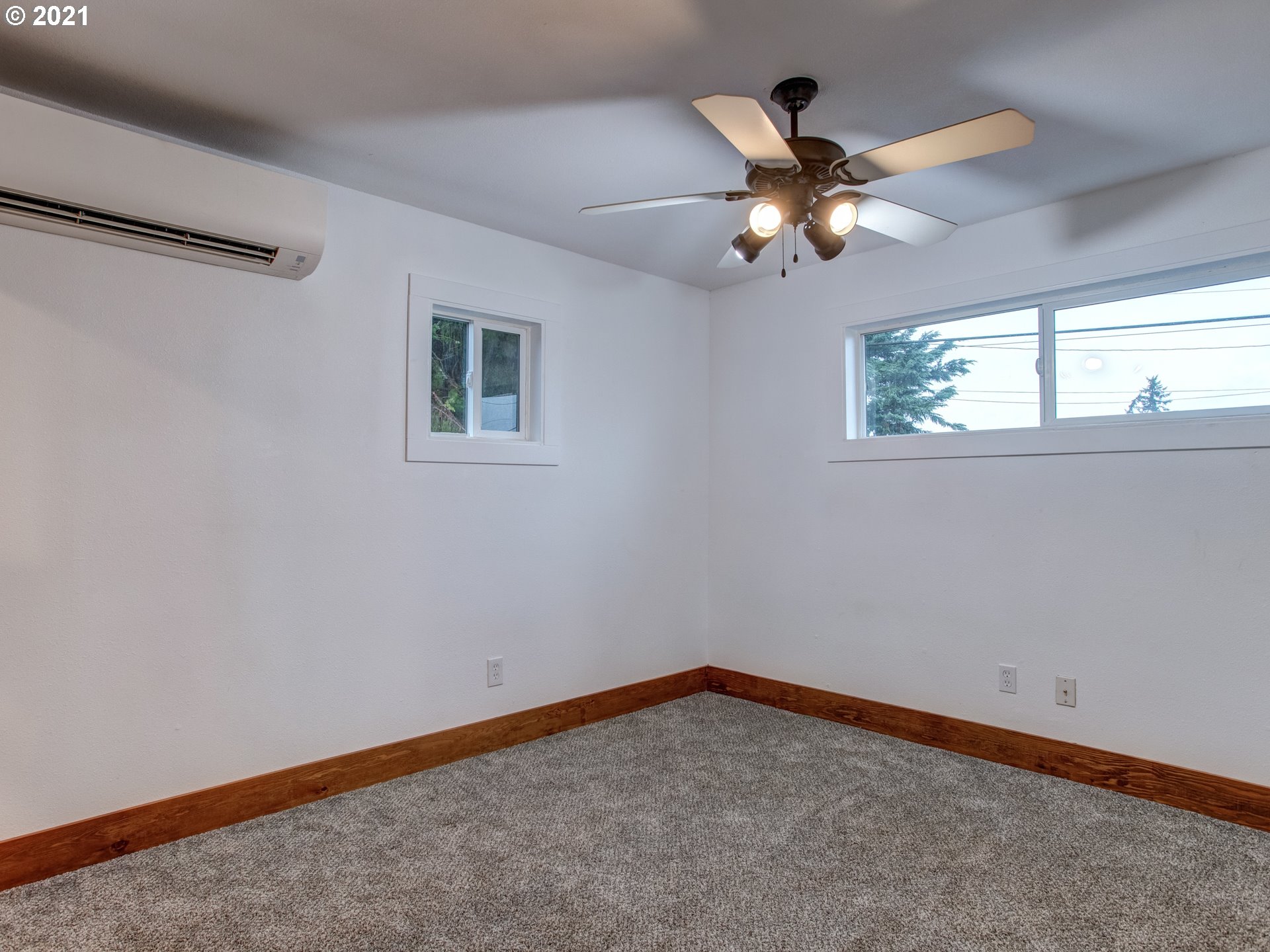 2517 Northeast 199th Street Ridgefield, WA 98642 - Photo 14 of 25 a view of an empty room with a window