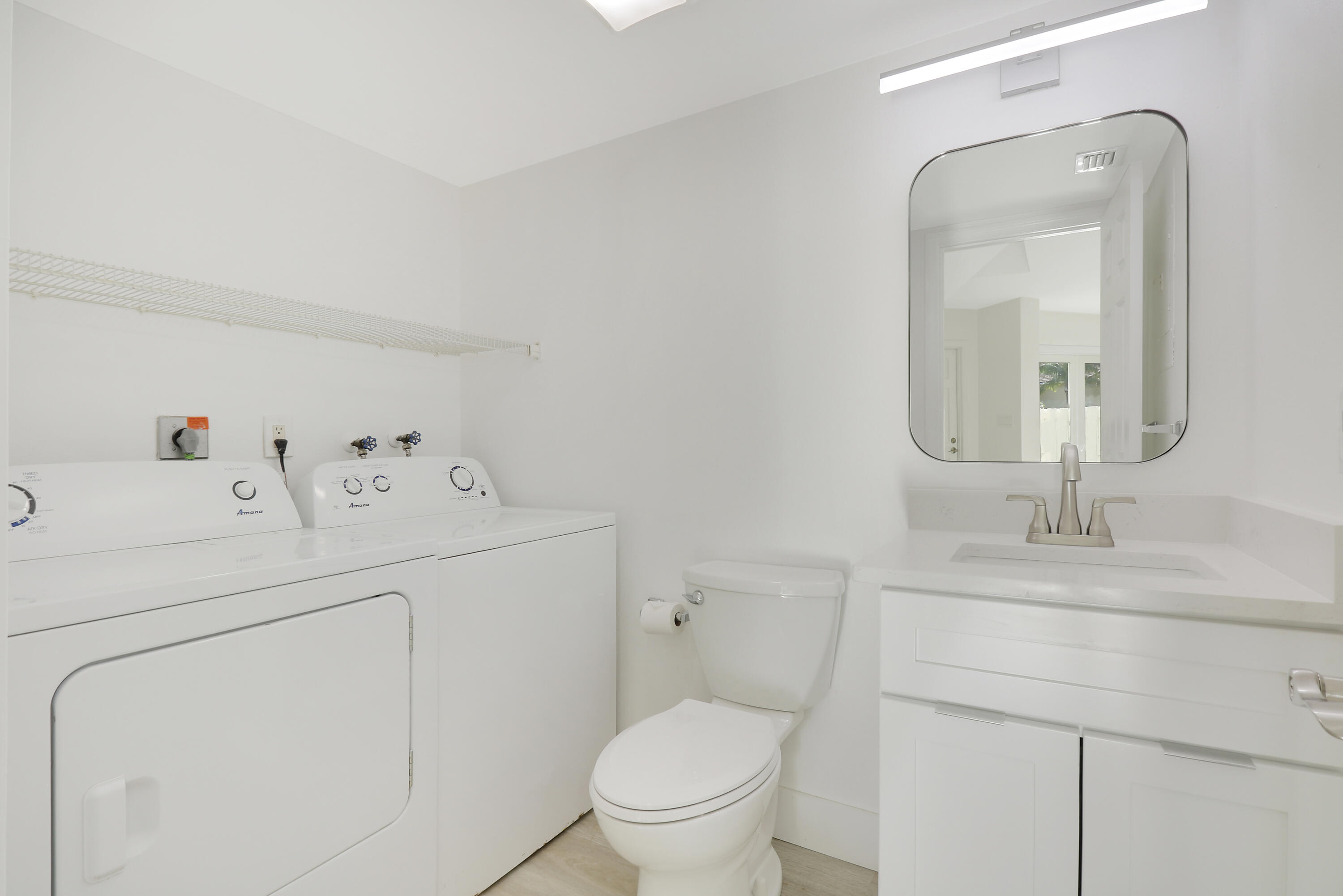 153 Seabreeze Circle Jupiter, FL 33477 - Photo 13 of 38 House1-1