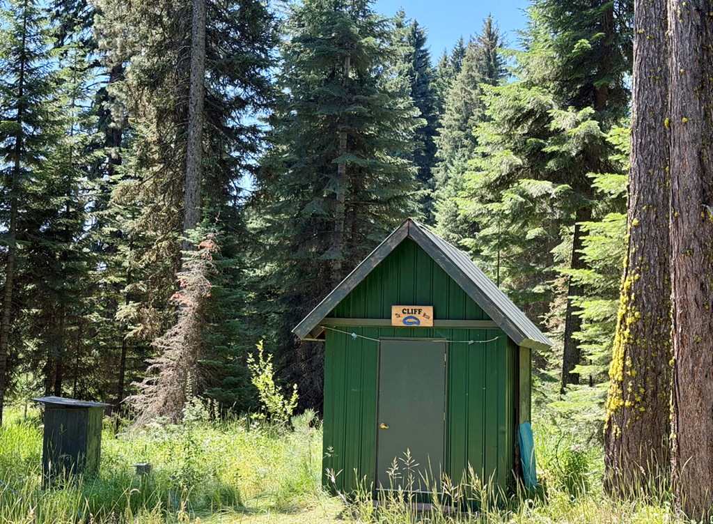 1610 Bear Trail Loop, Unit 3A16 Cascade, ID 83611 - Photo 4 of 10 Storage Shed