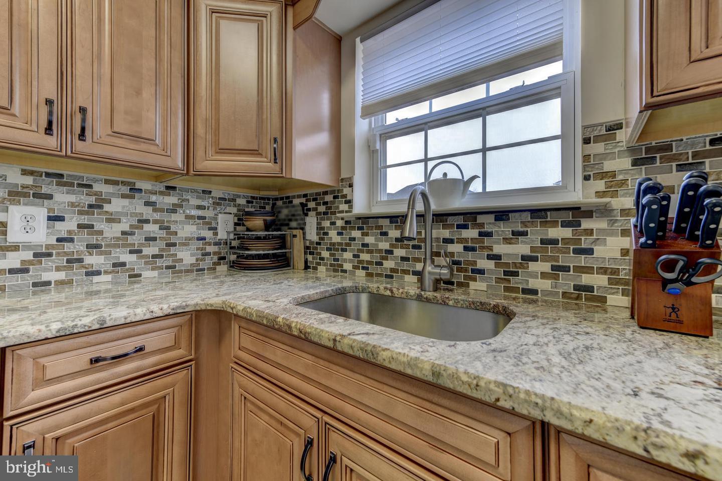 141 Quiet Road Sicklerville, NJ 08081 - Photo 4 of 26