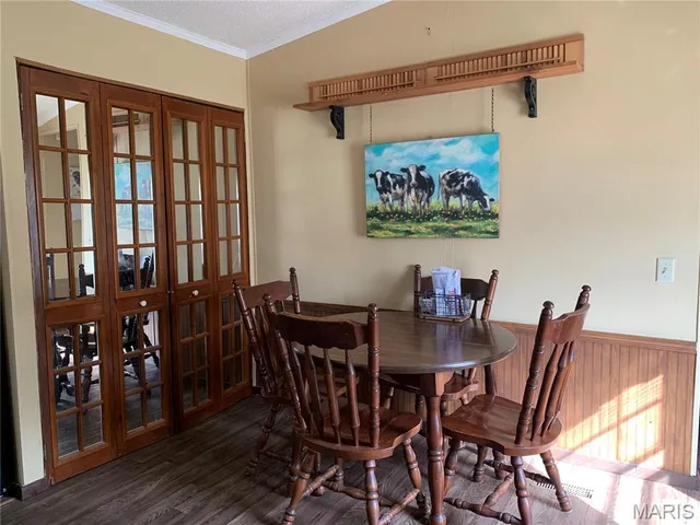 $205,000 | 191 East 650 Avenue, Mulberry Grove, IL 62262