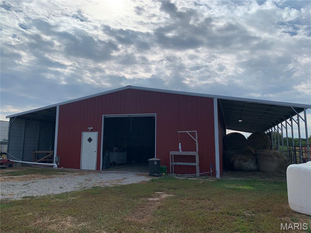 191 East 650 Avenue Mulberry Grove, IL 62262 - Photo 7 of 18