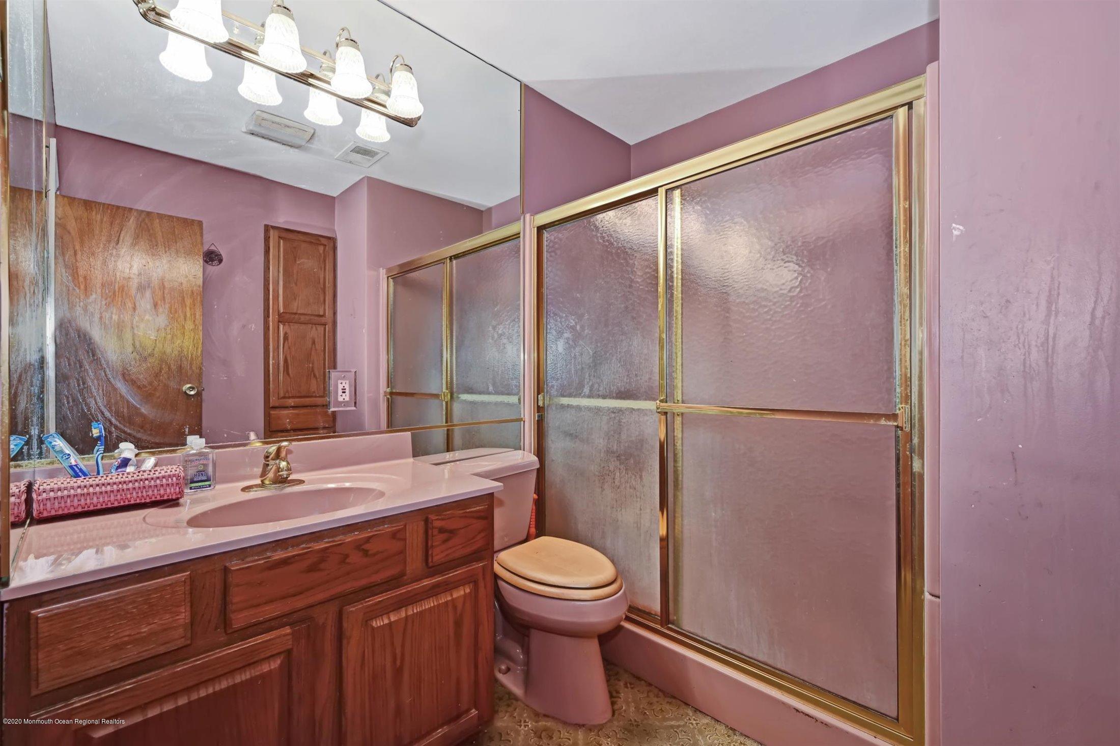 204 Bethany Road Hazlet, NJ 07730 - Photo 14 of 19 Main Bath