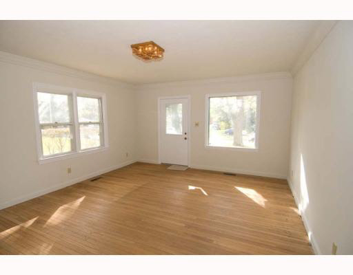 20197 Brick Road South Bend, IN 46637 - Photo 2 of 12 Gallery Image 2