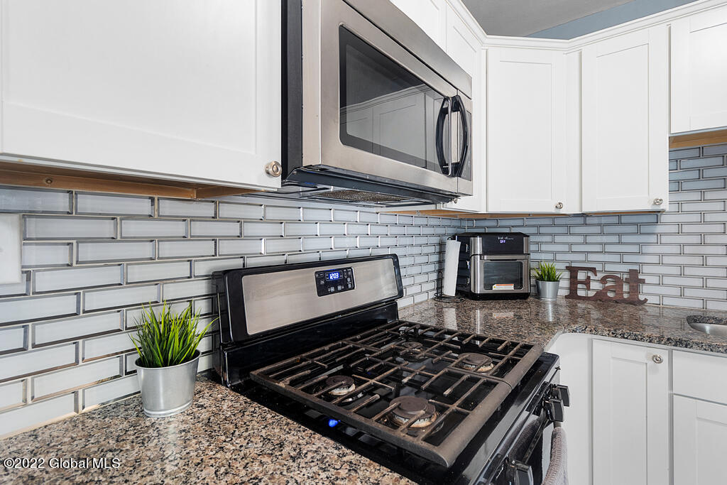 80 Hunting Road Albany, NY 12205 - Photo 11 of 35 _A7A2897