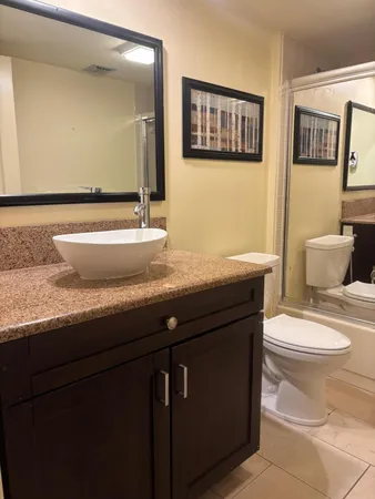 $2,400 | 6109 Balboa Circle, Unit 206, Boca Raton, FL 33433