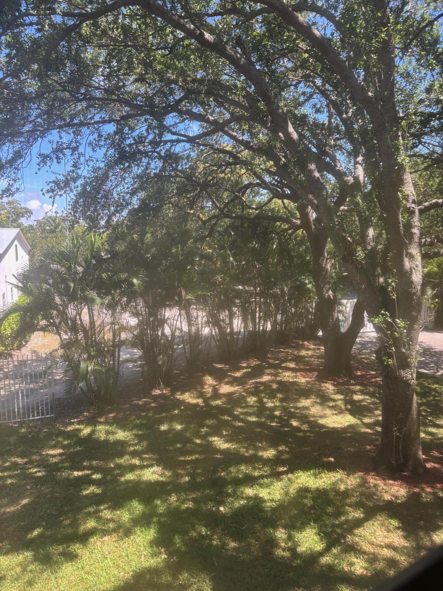 6109 Balboa Circle, Unit 206 Boca Raton, FL 33433 - Photo 17 of 19 Outdoor Space