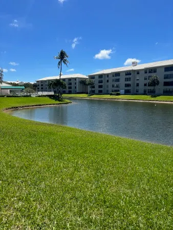 $2,400 | 6109 Balboa Circle, Unit 206, Boca Raton, FL 33433
