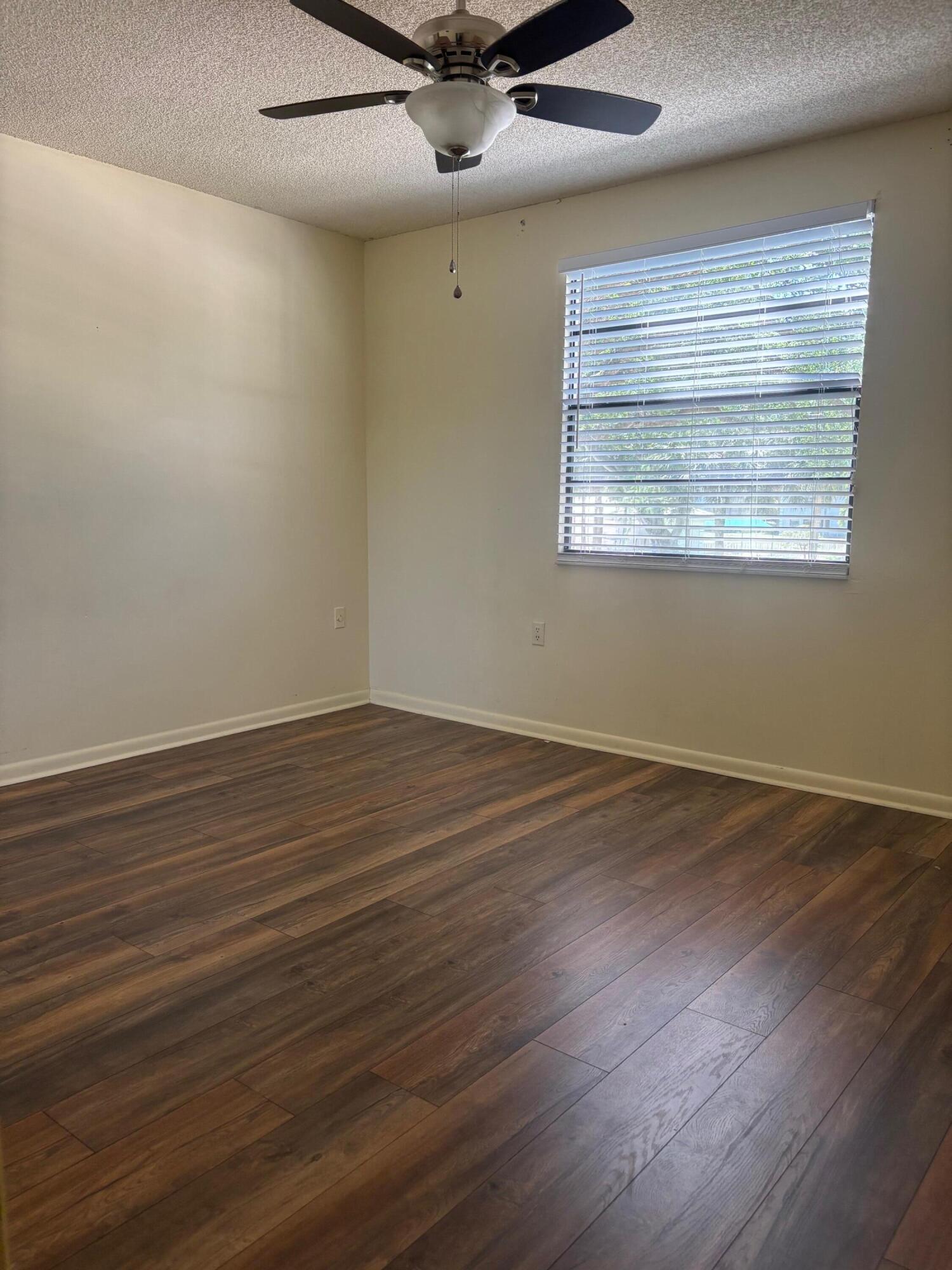 6109 Balboa Circle, Unit 206 Boca Raton, FL 33433 - Photo 9 of 19 Primary Bedroom