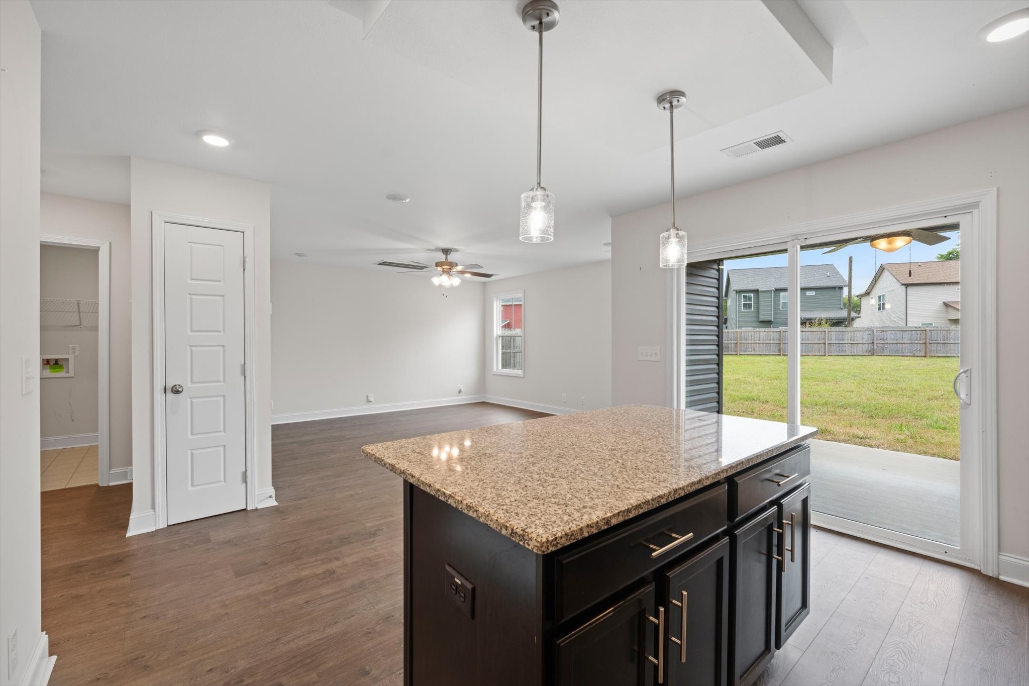 210 Notgrass Road Clarksville, TN 37042 - Photo 14 of 31