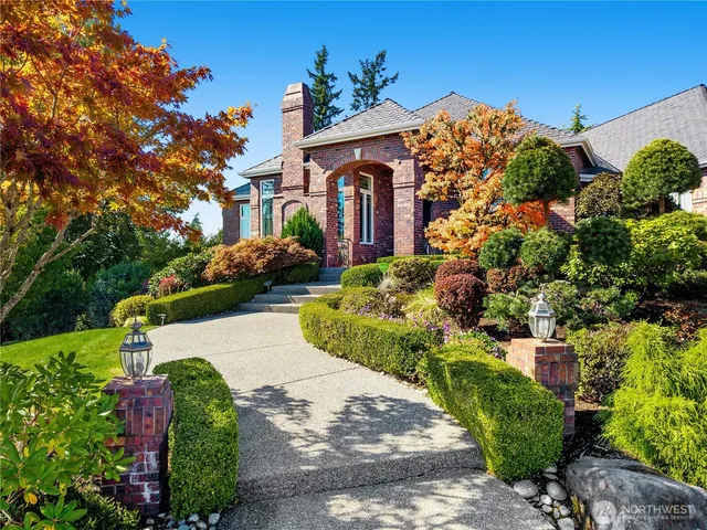 $2,875,000 | 6105 155th Avenue Southeast, Bellevue, WA 98006