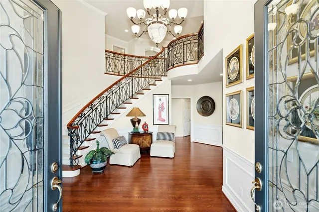 $2,875,000 | 6105 155th Avenue Southeast, Bellevue, WA 98006