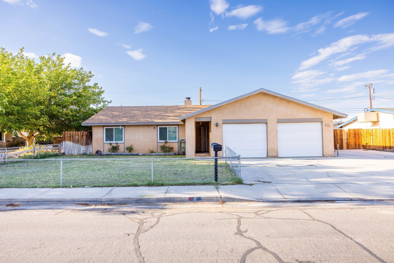 820 East California Avenue Ridgecrest, CA 93555 - Photo 1 of 22 Gallery Image 1