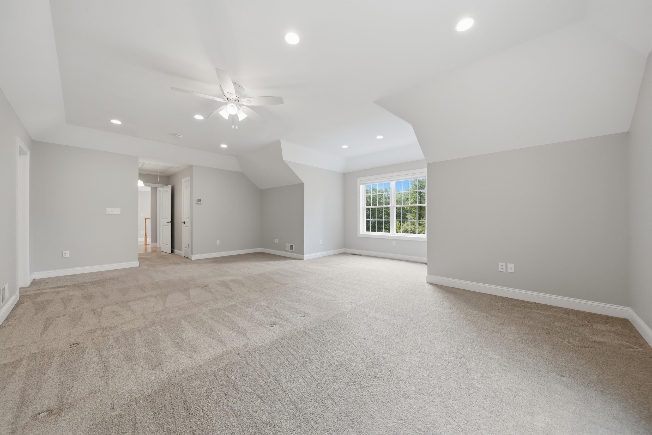 24 Piper Lane Pelham, NH 03076 - Photo 30 of 60 Gallery Image 30